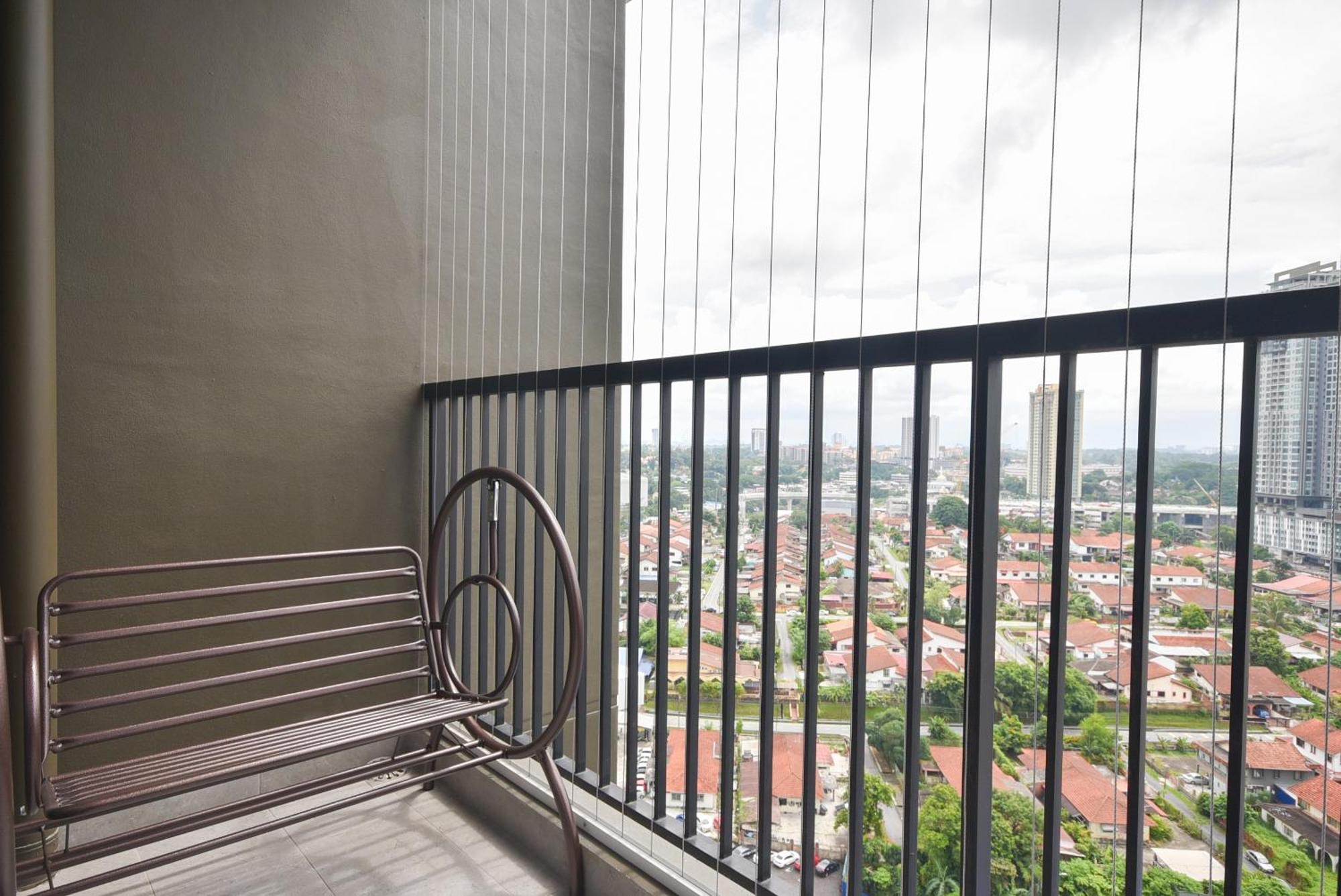Twin Tower Residence By Nest Home【5 Mins Walk To Ciq】 新山 外观 照片
